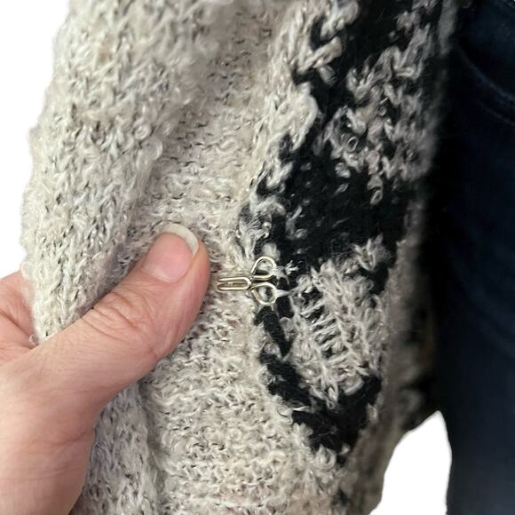 Venus Boho Duster Cardigan XS Southwestern Print Bell Sleeve Faux Fur Trim Soft - Picture 3 of 10